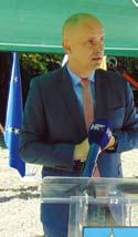 Ovamo je dovedeno više kolona i grupa zarobljenika koji su tu mučeni i ubijani. Nakon tih događaja su seljaci prestali koristiti vodu s izvora na tom jarku i nazvali ga Mrtvački ili Mrtvi jarak.