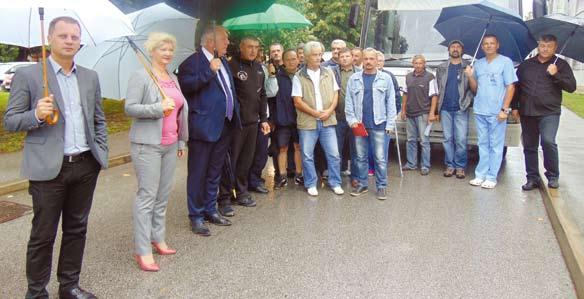 I 8 VIROVITIČKI LIST I ČETVRTAK I 25 I 8 I 2016 ŽUPANIJA ZAPOČELE AKTIVNOSTI U SKLOPU P Autobus spasa slatin započeo s prijevozom Prvotni cilj ovog projekta bio je relizacija obilazaka mjesta