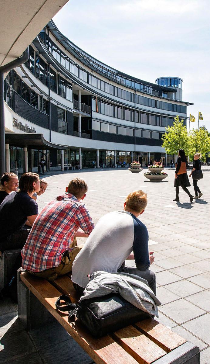 Innehåll 1. EN FLERKÄRNIG REGION... 5 En flerkärning Stockholmsregion... 5 De regionala stadskärnornas syfte och innehåll... 5 Den regionala stadskärnan Flemingsberg... 7 3. FLEMINGSBERG 2050.