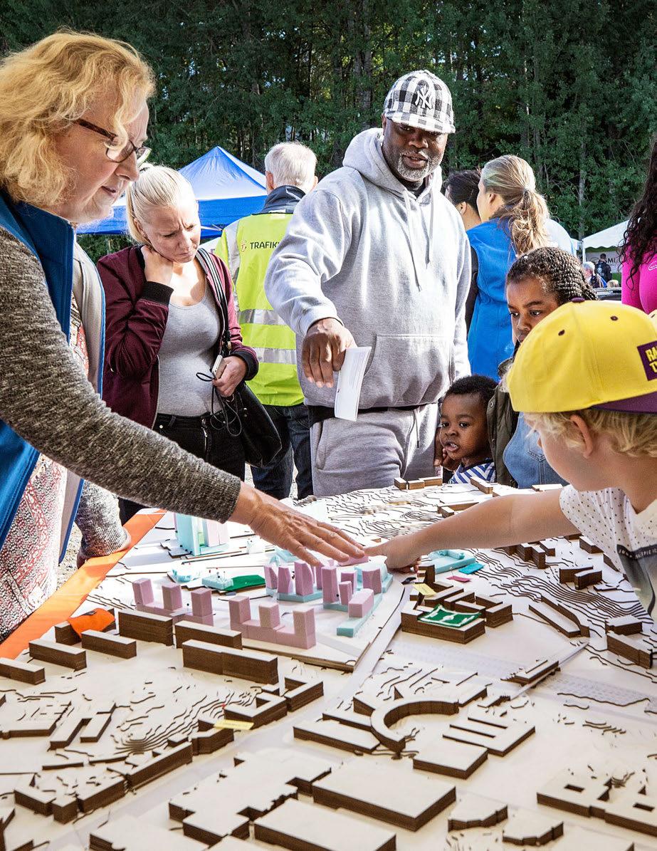 De regionala stadskärnorna ska utvecklas till täta och sammanhängande stadsmiljöer. Det goda läget ska nyttjas för verksamheter med hög specialiseringsgrad eller stort regionalt upptagningsområde.