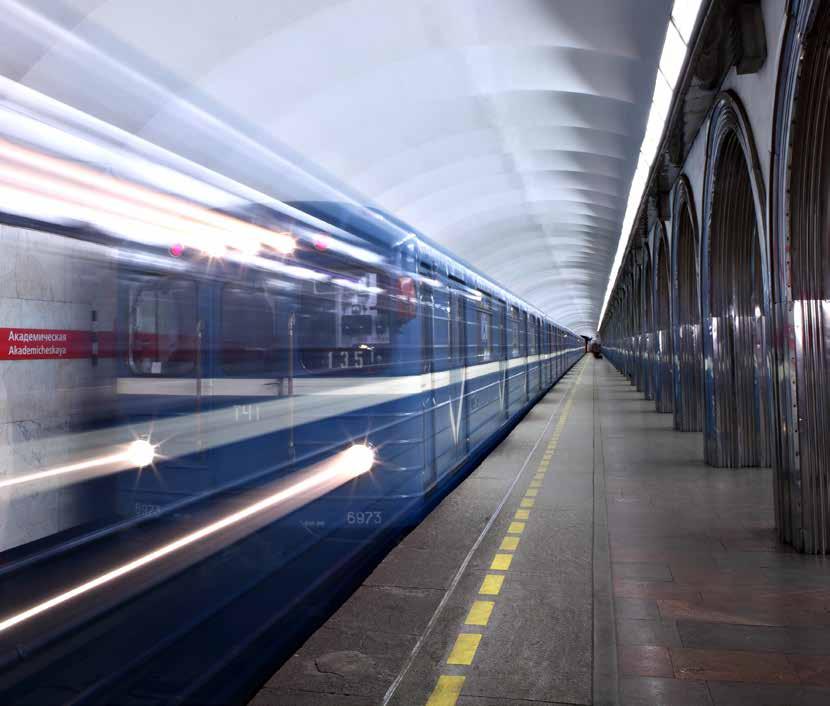 S:t Petersburgs metro - För de tusentals hundratusentals passagerare varje dag som besöker de eleganta och historiska metrostationerna som