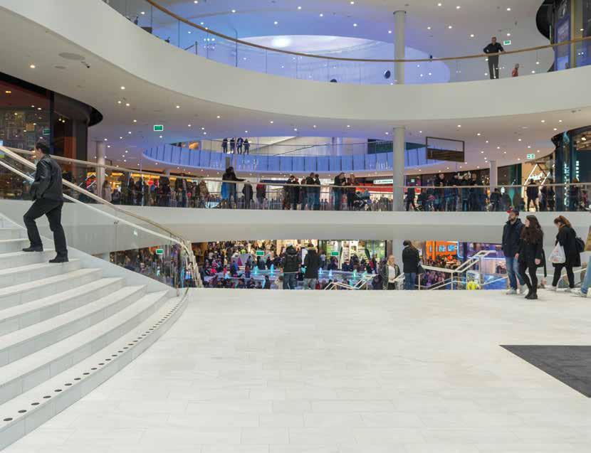 2 Mall of Scandinavia, Stockholm - I Skandinaviens största köpcentrum har
