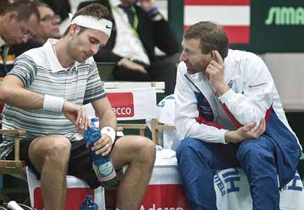 Aj jeho vždy inšpirovala Hrbatého bojovnosť. Za herný vzor však považuje víťaza US Open 2009 Juana Martina Del Potra z Argentíny.