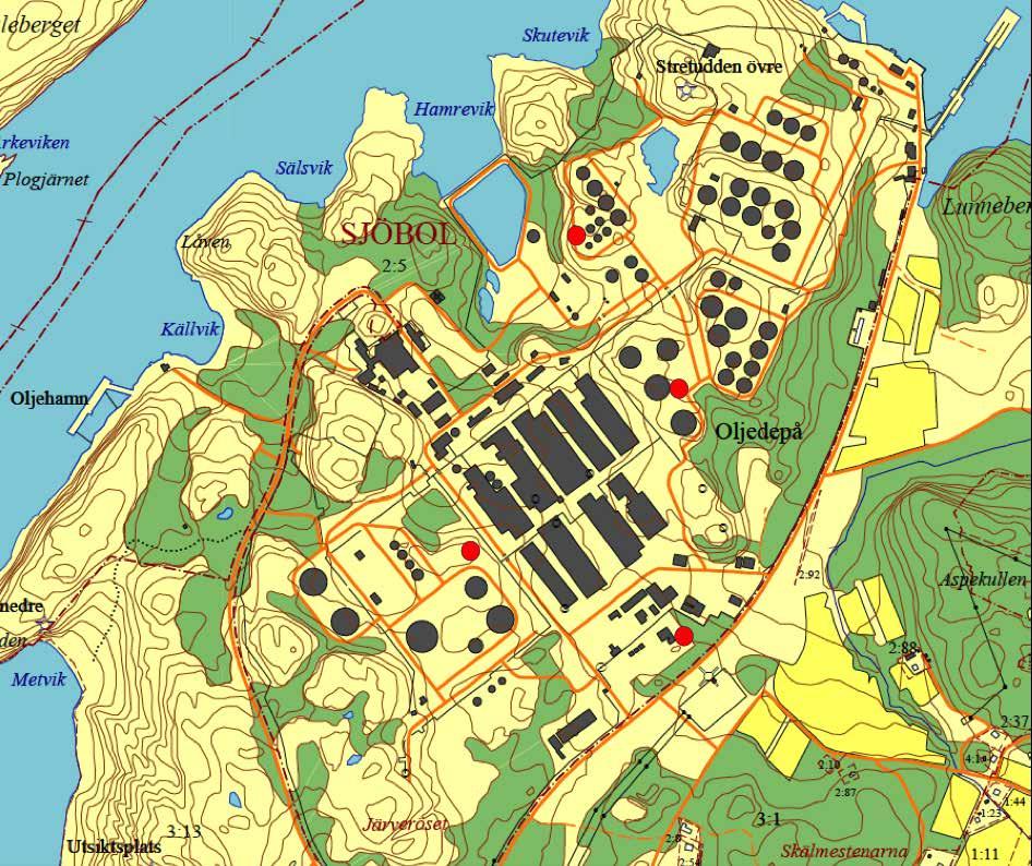 vindriktningen från raffinaderiet, inom vilket mätningarna ska utföras. Resultatet från mätningar i raffinaderiets omgivningar redovisas i figur 2 och figur 3.