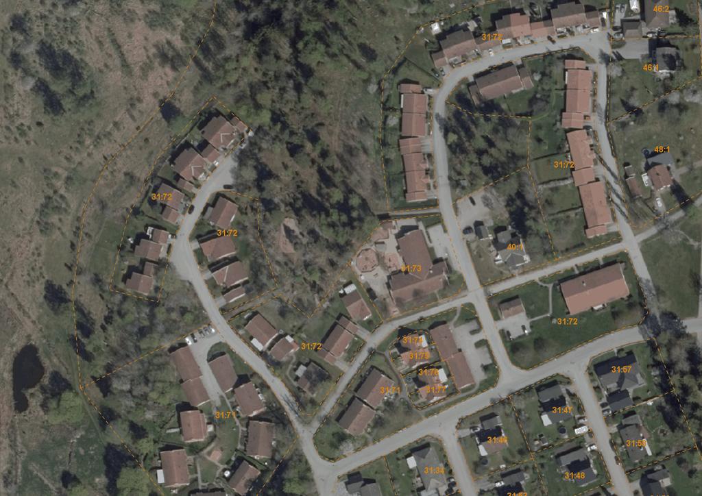 Knappt 1 500 m 2 av i 1680-P116 reglerad naturmark föreslås planläggas för kvartersmark, det berörda området avses tas i anspråk för att tillgodose behovet av friyta (område för utevistelse och lek).