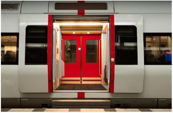 Åtgärder i upprustningen Utvändig reparation och målning av vagnskorg, dörrar och