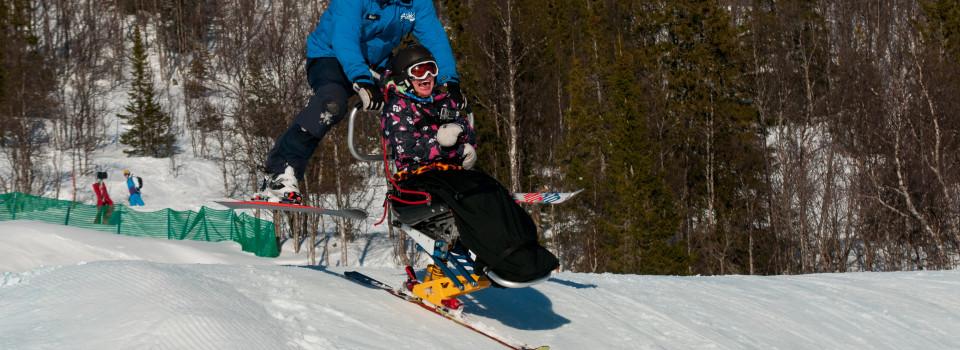 Skidresa v. 15-2019 Åre & Totalskidskolan RBU Skånes gemensamma resa 2019 går till Åre och Totalskidskolan. Här ska vi uppleva en härlig vecka med fart och snö!