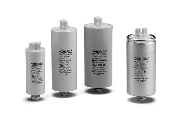 Kondensatorer Kondensatorer i både plast och aluminium med M8x10 nippel Vi har ett brett sortiment av kondensatorer och vi har något i alla storlekar och för alla situationer.