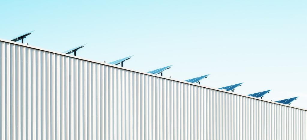 ELSÄKERHET FÖR SOLCELLSANLÄGGNINGAR STUDIEMATERIAL SOL I VÄST 3 Introduktion För den som arbetar i solcellsbranschen är det viktigt att vara uppdaterad och medveten om fördelningen av ansvar, risk