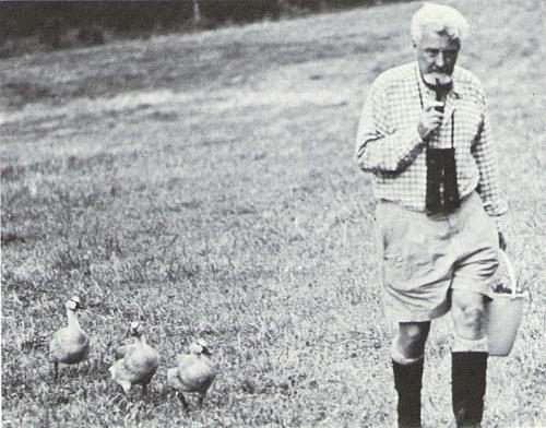 Konrad Lorenz Betonade djurs medfödda arttypiska beteenden.