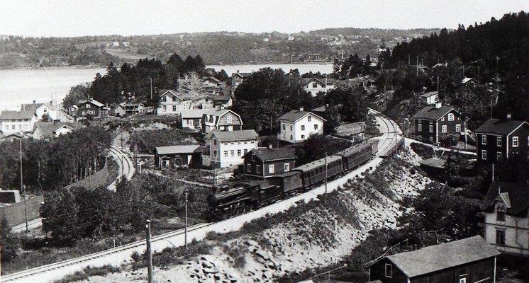 OSTKUSTBANAN GÄVLE - HÄRNÖSAND 1927 Härnösand blir en del av Uppsala universitets rekryteringsområde 8 7 6 5 4 3 2 1 STADSBILDNING I NORRA SVERIGE ANTAL STÄDER 0 1400-1450 1451-1500 1551-1550