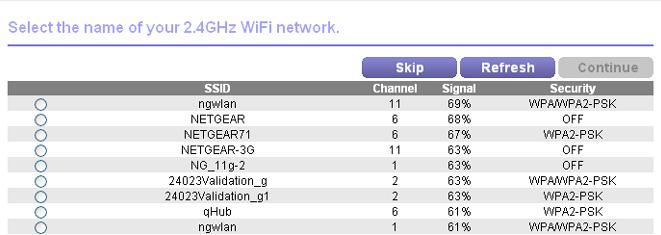 Ansluta med konfiguration för webbläsare 1. Använd en WiFi-nätverkshanterare på en dator eller WiFi-enhet för att hitta och ansluta till WiFi-nätverket NETGEAR_EXT (SSID).