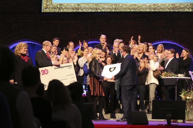 Kvalitetsutmärkelsens syfte Ett utvecklingsverktyg för dialog och lärande Stimulerar