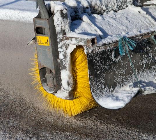 tillfredsställande sätt samt att den interna kontrollen är tillräcklig.