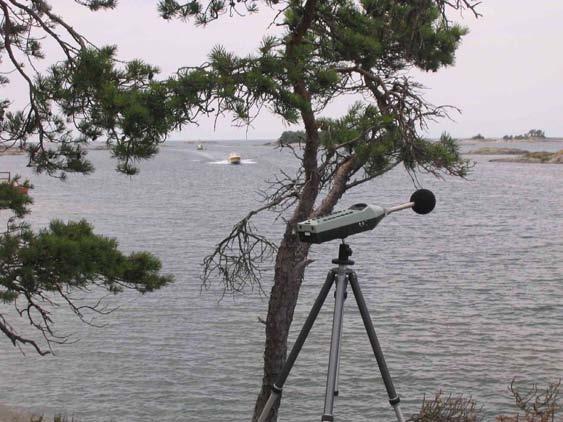 Navens Fyr Området ligger på nordvästra Kålland i Lidköpings kommun.