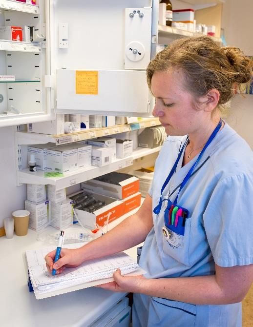 De cytostatika- och antibiotikakontaminerat avfallet förbränns vid godkänd förbränningsanläggning. 4.