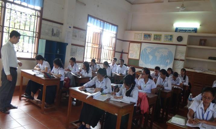 Full aktivitet i skolan i Siem Reap. Foto: SOS Arkiv Tretton år med skolan Skolan i Siem Reap invigdes i januari 2004.