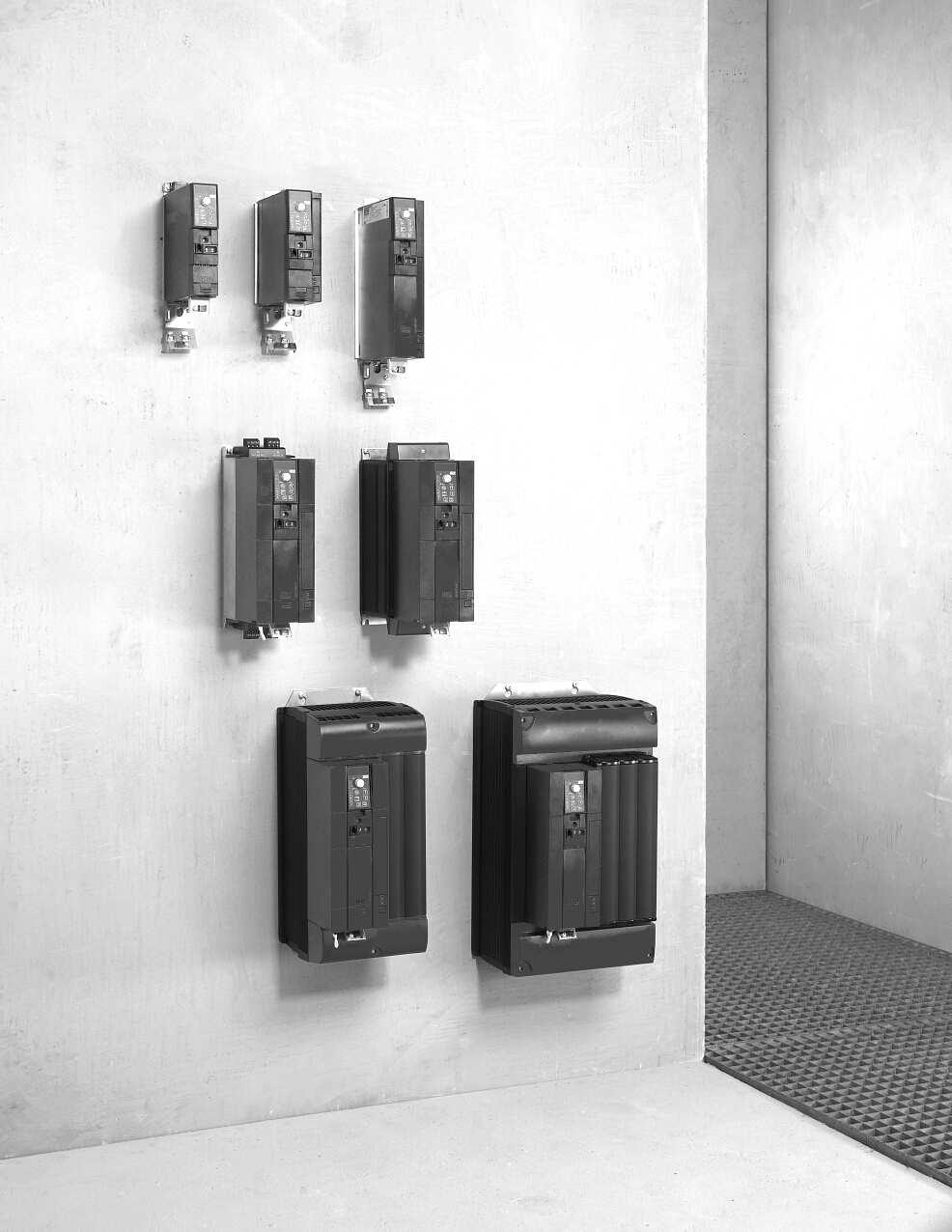 0S 0L 1 2 2S 2 3 3 4 4 5 Nätanslutning 230 V/trefas 9007199617046795 Byggstorlek 0XS 0S 0L 1 2 3