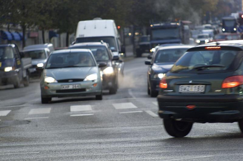 Du ska köpa ny bil. Vad är viktigast med den nya bilen? 1.