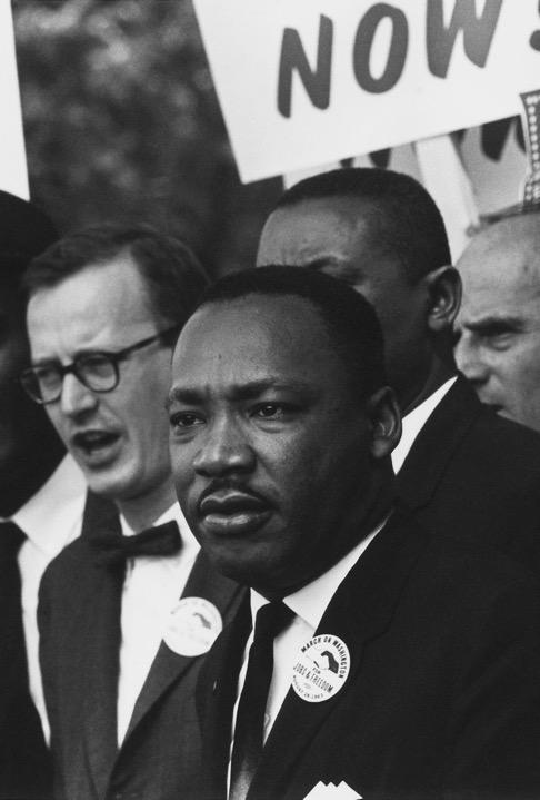 PATHOS - Hur ska du påverka känslomässigt? - Egen berättelse? I have a dream - Ett scenario?
