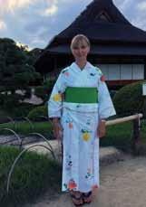 l Japansk utblick Abra i världen I höst reser Eva Larsen, pastor i Norrmalmskyrkan, till Japan för att vara samtalsstöd till pastorerna i japanska förbundskyrkan NSKK.