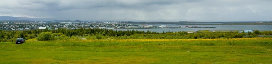 Reykjavik Reykjavik är landets huvudstad med 170.000 invånare. Det ligger i sydvästra delen av Island.