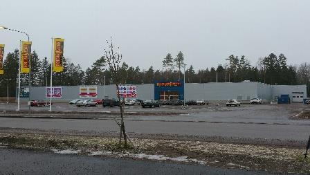 externa handelsområde Bråstorp. Fastigheten är uthyrd till Rusta. Fastigheten förvärvades i januari 2014.