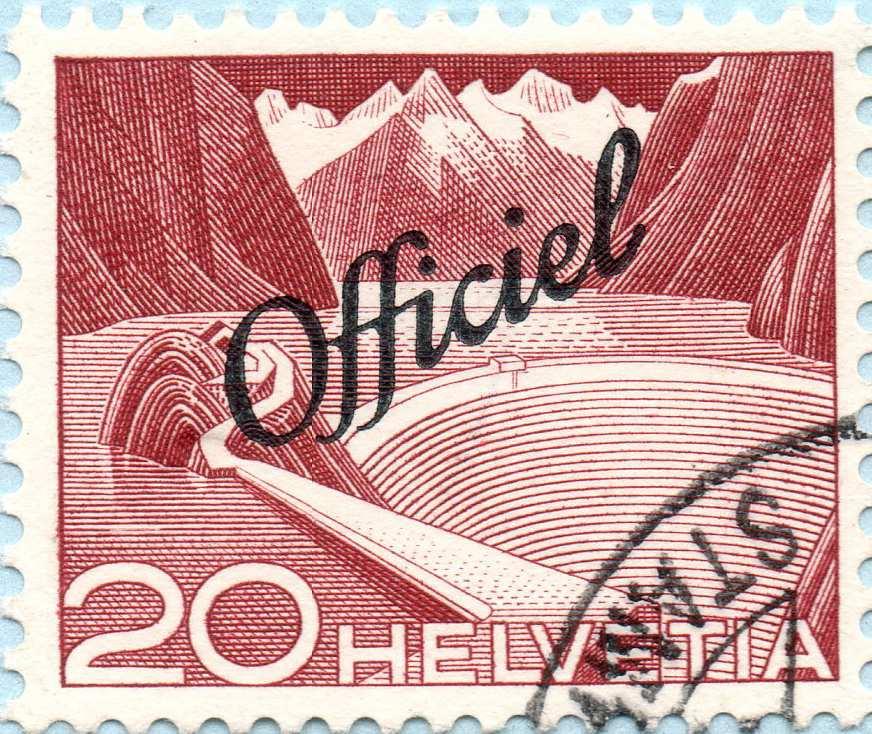 Tjänstefrimärken En serie om 15 tjänstefrimärken gavs ut 1918. Det var märken med Tellknabe, Sittande Helvetia och Wilhelm Tell med övertryckt text: "Industrielle Kriegswirtschaft".