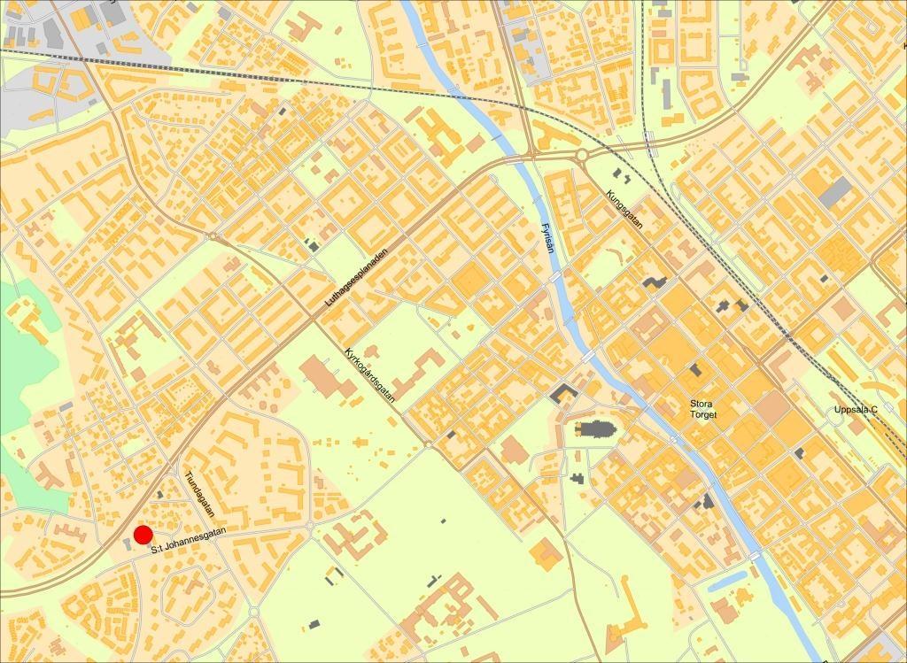bensinstation med verkstad och tvätthall. Den aktuella marken är idag planlagd som kvartersmark, bensinstation (Gt). Översiktsplan 2010 för Uppsala kommun anger att området ligger inom stadsväven.