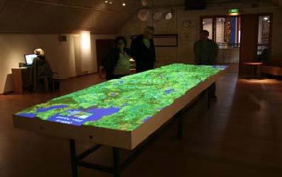 Digitala tidsresor Projektet är ett samarbete mellan regionala museer, Institutionen för Arkeologi och Antikens Kultur, Göteborgs Universitet, Stadsbyggnad på Chalmers och Avdelningen för