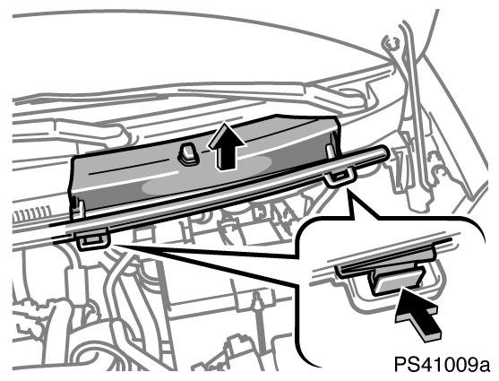 256 I EN NÖDSITUATION PS41009a Vänsterstyrda bilar PS41011b START MED STARTKABLAR 1. Om hjälpbatteriet sitter i en annan bil måste du kontrollera att bilarna inte vidrör varandra.
