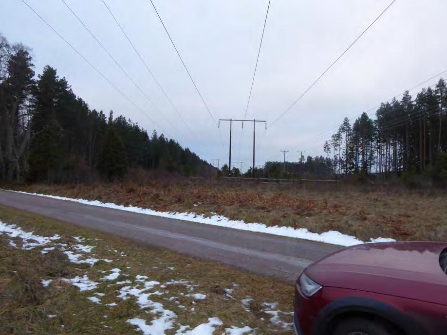 Figur 3. Parallella ledningar vid L14. 10- och 20 kv-ledningarna innehar områdeskoncession.