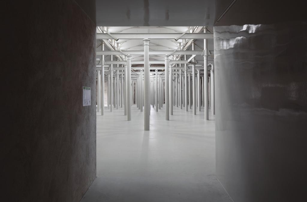 28 29 Färgfabriken, Stockholm Konsthall, ombyggnad Beställare: Lindéngruppen AB Byggare: Fasadkultur produktion AB Yta: 2 400 kvm Byggår: 2009-2011 Det som gjorde att jag fastnade för din arkitektur
