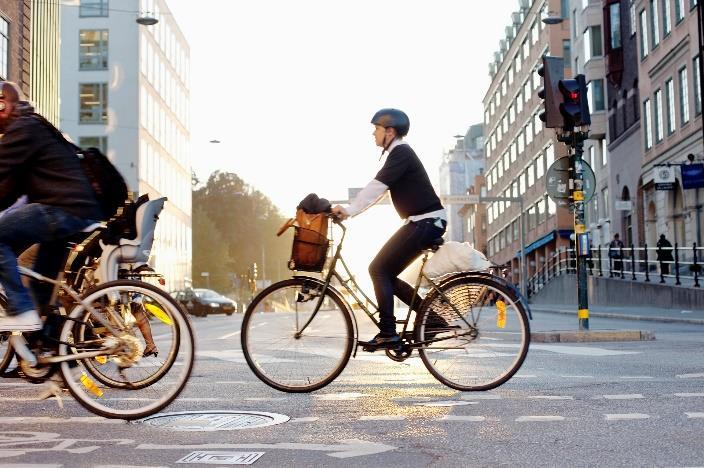 Mer kollektivtrafik och cykel skapar