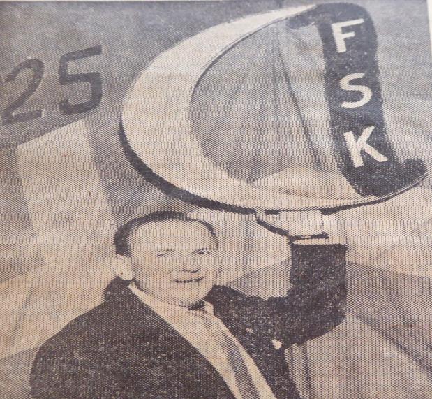 Färnäs 1932-(25 år)-1957 Sportklubb. Den 27 november 1932 utlyses ett möte med intresserade, för att om möjligt bilda en idrottsförening i Färnäs.
