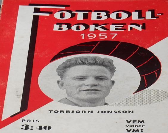 Hösten 1957. Malung inledde serien hösten 1957 med att på hemmaplan vinna över just Färnäs med 4-2.