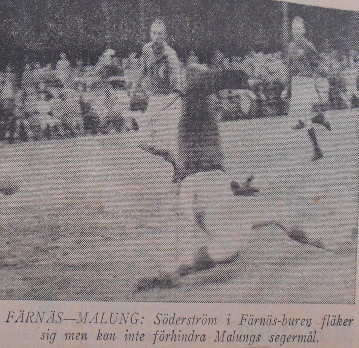 Storpublik såg Malung slå Färnäs i finalen. Färnäs SK-Malungs IF 2-3.Text från tidningsartikel.(omg 24). Färnäs (FK).