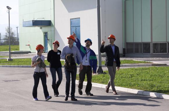 YG19 - Organisationer i branschen 29 oktober 2013 KRŠKO NEK - Nuklearna Elektrarna Krško Kort fakta Krško NPP Kommersiell drift 1983 2-loopad PWR Westinghouse reaktor ca