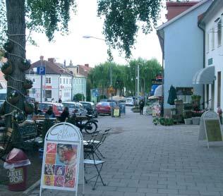 Torg och platser Området skall ha en tydlig hierarki vad gäller gatunätet och kan delas in i större gator för genomfart samt mindre mer bostadsnära gator.