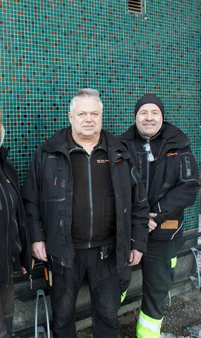 PERSONLIGT KENNT HOFMANN Ålder: 53 år. Bor: Ljura. Familj: Sambo. Intressen: Innebandy, hockey, resor. Gör på Hyresbostäder: Bovärd i Hageby. PERSONLIGT SUSANNE BROMAN Ålder: 51 år.