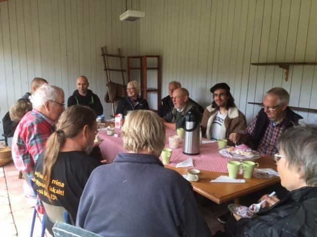 SÖH, Mats Flood, arkitekt, som gjort detta möjligt för oss. Per Lundgren, Länsmuséet, gav oss förslag på olika restaureringsalternativ.