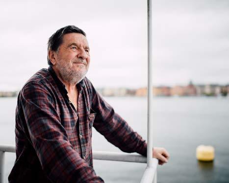 Björn Asplund har två extra sovrum, tvätt- och diskmaskin samt två kök på sin båt. 23 PLATSER. Det finns i dag 23 platser där det är tillåtet att bo på båt i Stockholm.