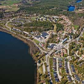 Sandstugan nytt bostadsområde i Uttran -- Kommunen planerar ett nytt bostadsområde runt Uttrans sjukhus. Vi vill också se en bostadsutbyggnad i grustäktsområdet efter det att täkten avslutats. 18.