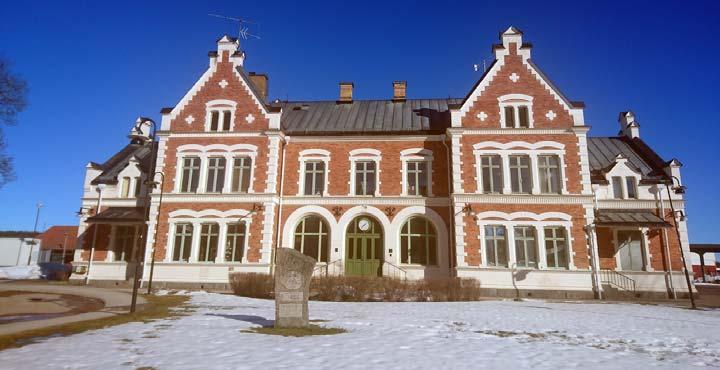 Byggnadsminne: Stationshuset Stationshuset är ett statligt byggnadsminne enligt förordning (2013:558). Det innebär följande: byggnaden inte får rivas, flyttas eller byggas om.