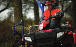 Sportsman 500 EFI X2 FRÅN 1 till 2-sits PÅ SEKUNDER Med ett enkelt handgrepp förvandlar du Sportsman X2 för en person till en maskin med dubbeldyna och plats för en passagerare.