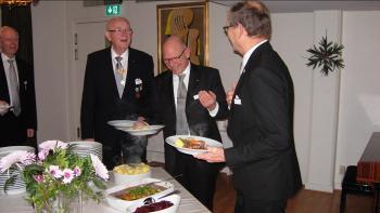 Logemöte 22 november, veteranernas afton. Vid mötet deltog 41 logebröder och Ordens bitr StM, Roland Persson som delade ut jubelveteran och veterantecken.