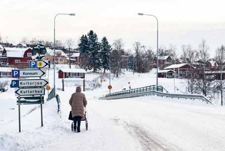 inte enbart är konstnärliga. Dit räknas arkitektur, design, reklam, film/foto, mode, turism med mera. Det är viktigt att skilja på kultur och kulturpolitik.