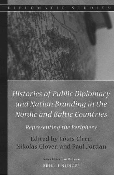 Litteratur och forskningsprojekt defining changes in the structural framework under which editors-in-chief work are the ongoing technological revolution, the transformation from an analogue into a