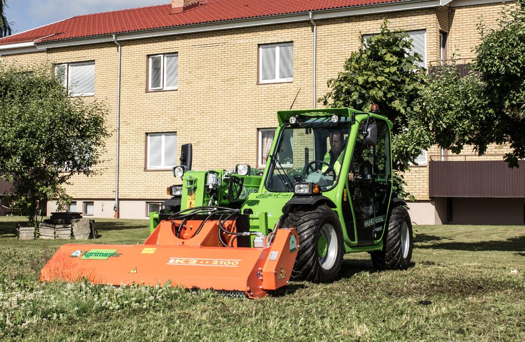 Man kan välja mellan framhjulsstyrning, krabbstyrning eller fyrhjulsstyrning. Detta innebär att maskinen blir väldigt smidig och kan vända på en liten radie.