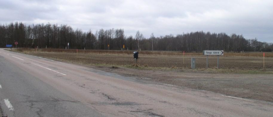 sökschaktsgrävning. Till vänster ses Tångavägen.